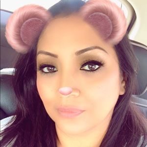 Meet your Posher, Isabel